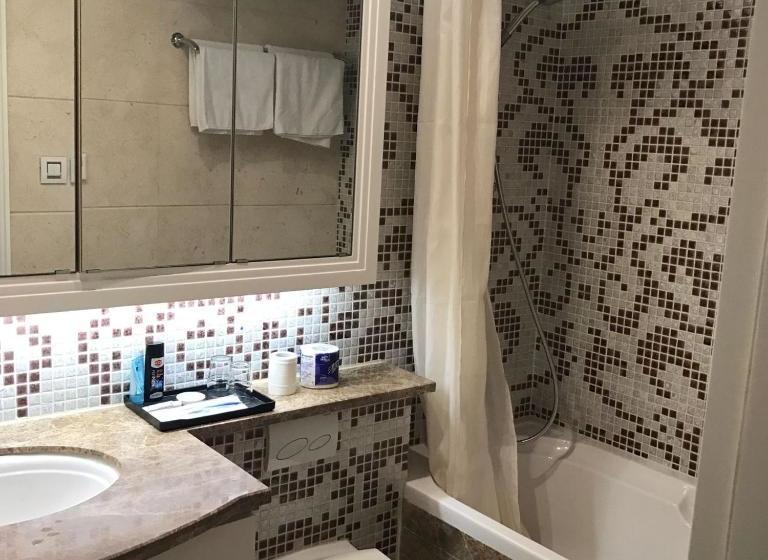 Ri Yue Guang Apartment