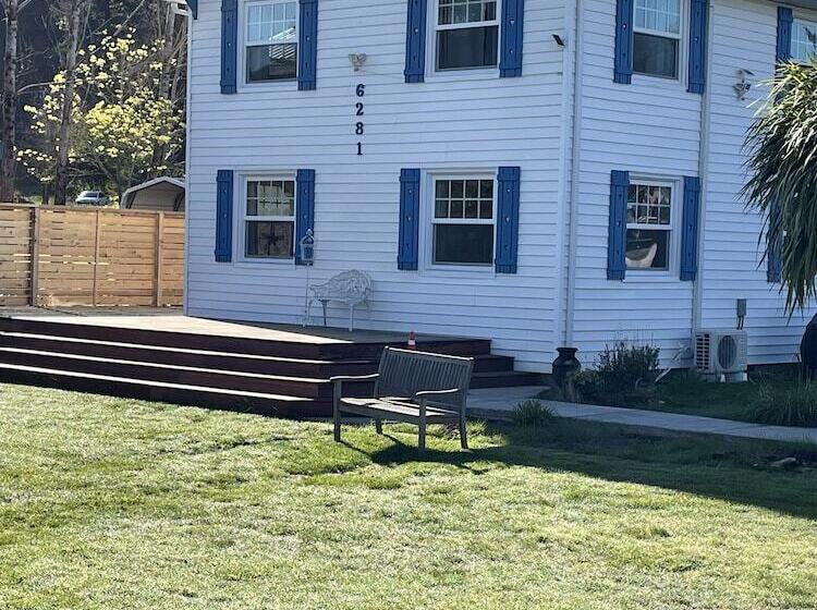 호스텔 Foster Lake Inn