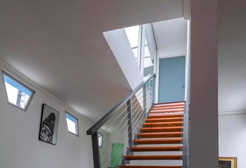 Apart Hotel Colors