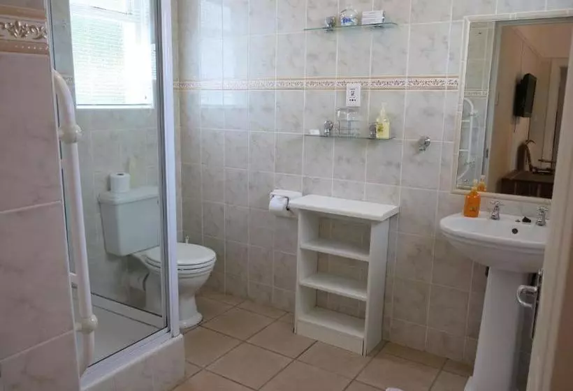 Majatalo Villa Ora Guesthouse