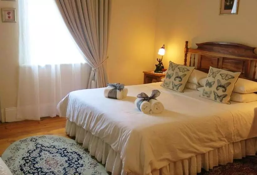 Majatalo Villa Ora Guesthouse