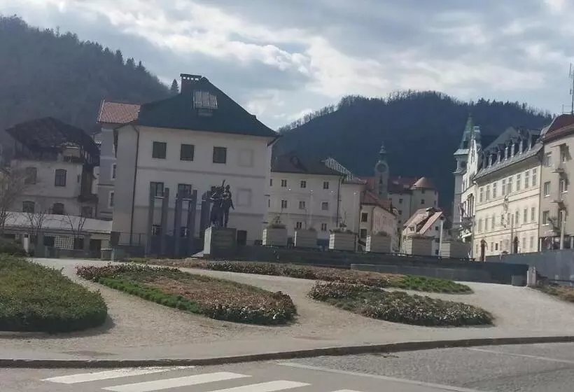 پانسیون Villa Tollazzi