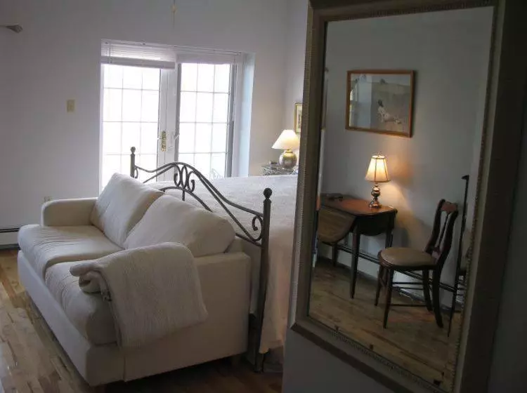 ユースホステル Tulloch Inn & Gifts