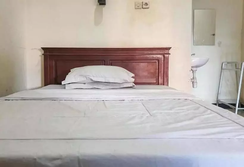 Hotelli Penginapan Sinar Harapan Near Gor Mastrip Probolinggo