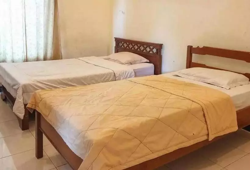 Hotelli Penginapan Sinar Harapan Near Gor Mastrip Probolinggo