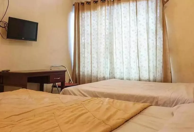 Hotelli Penginapan Sinar Harapan Near Gor Mastrip Probolinggo