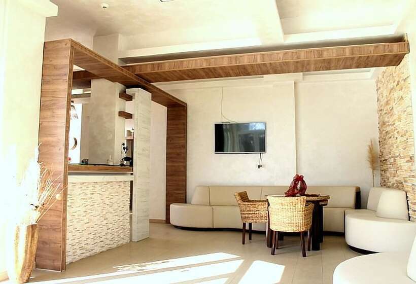 Pensiune Garni Hotel Bella