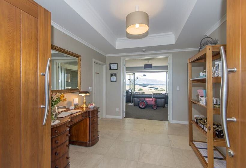 Пансион Ribbonwood Country House