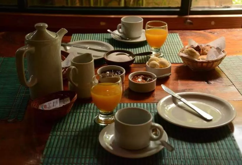 Herberge Manantial Hostería & Cabañas