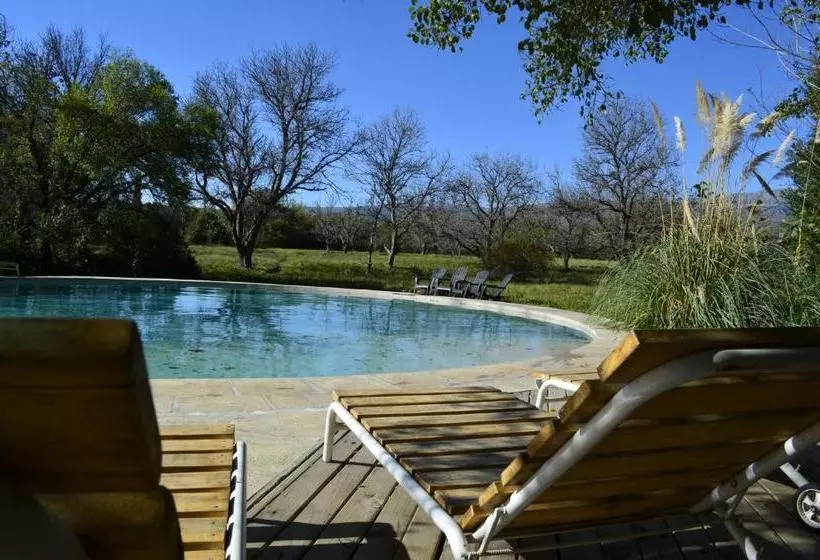 Herberge Manantial Hostería & Cabañas