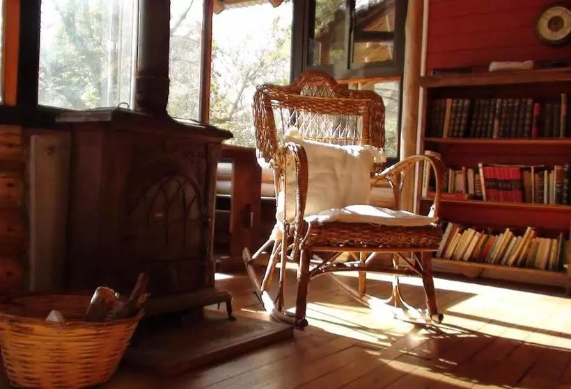 Herberge Manantial Hostería & Cabañas