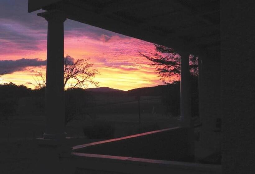 فندق Fairbairn Guest Farm