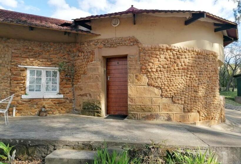 فندق Fairbairn Guest Farm