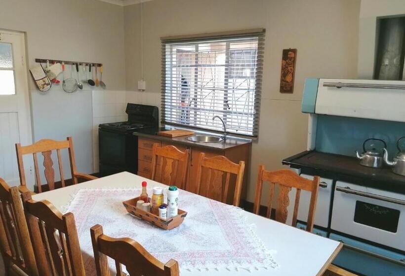 فندق Fairbairn Guest Farm