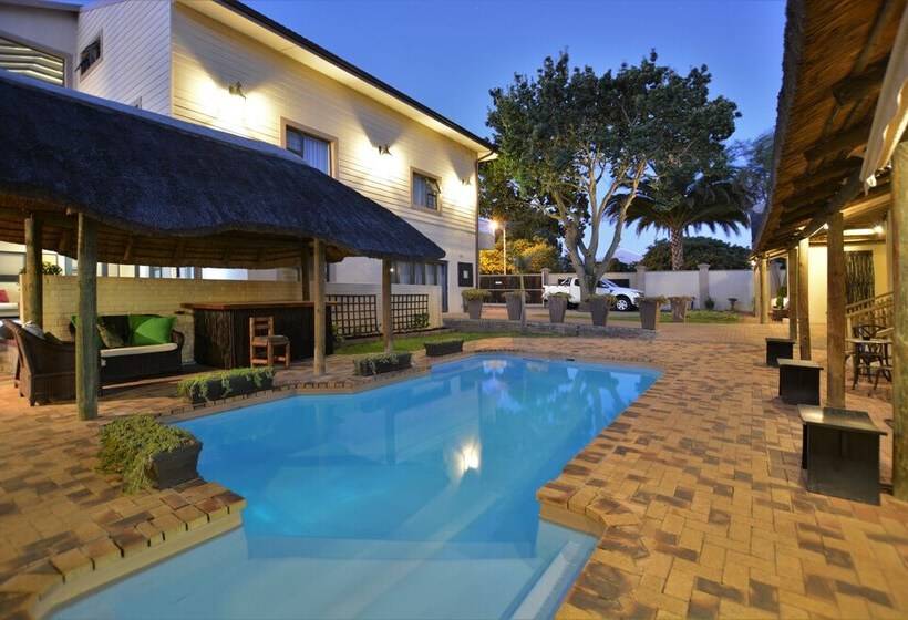 膳宿费 Balmoral Lodge