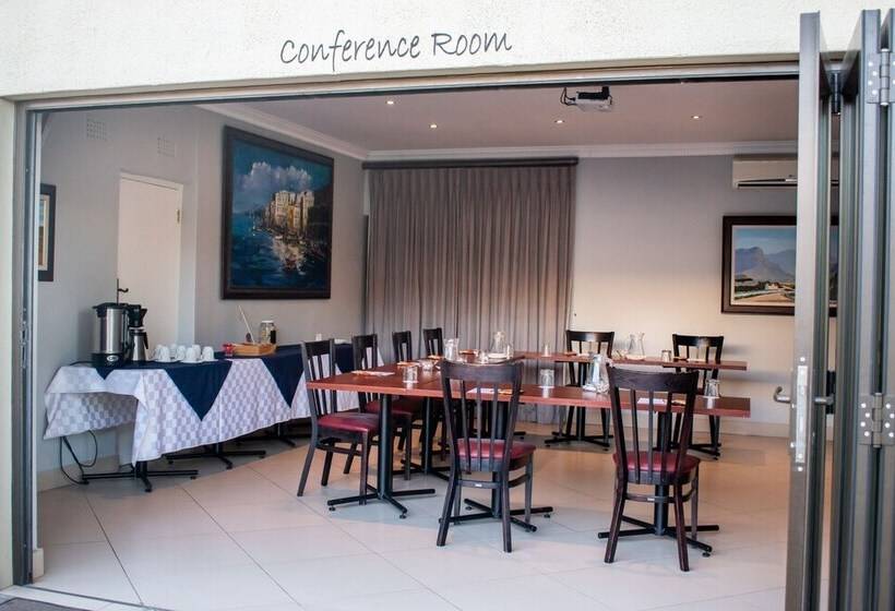 膳宿费 Balmoral Lodge