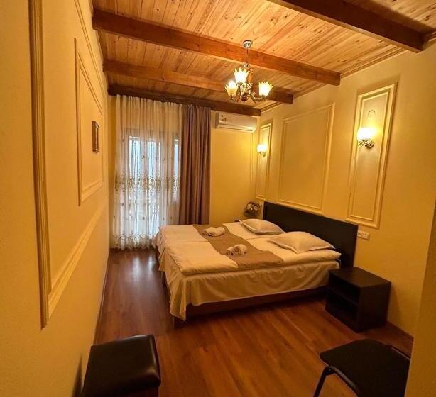 פנסיון Guest House Anahit Ijevan