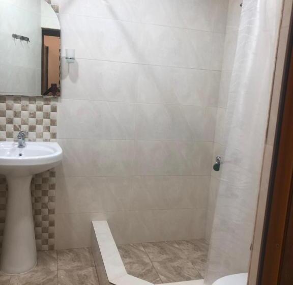 פנסיון Guest House Anahit Ijevan