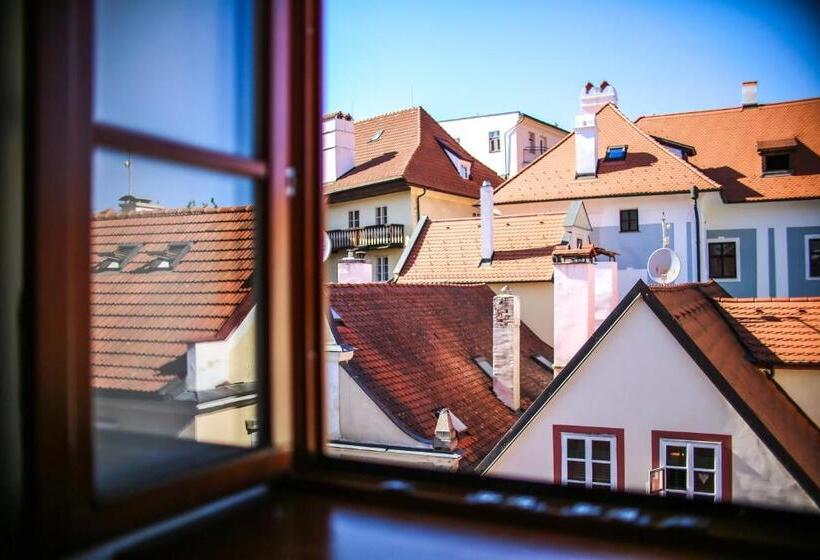 Panzió Orangerie By Kh