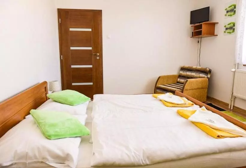 Majatalo Villa Felicity