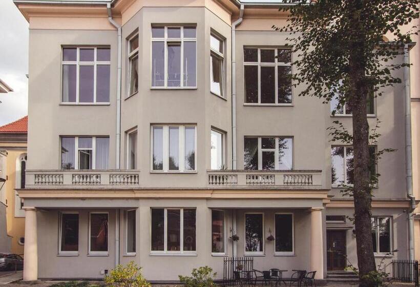 پانسیون Villa Kaunensis