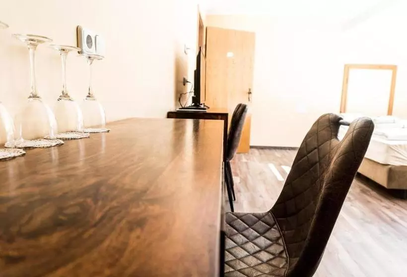 Pension Zum Meridianstein