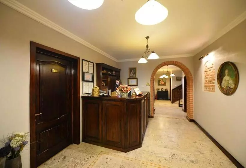 Pensiunea Antique