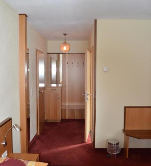 مبيت وإفطار Frühstückspension Krump