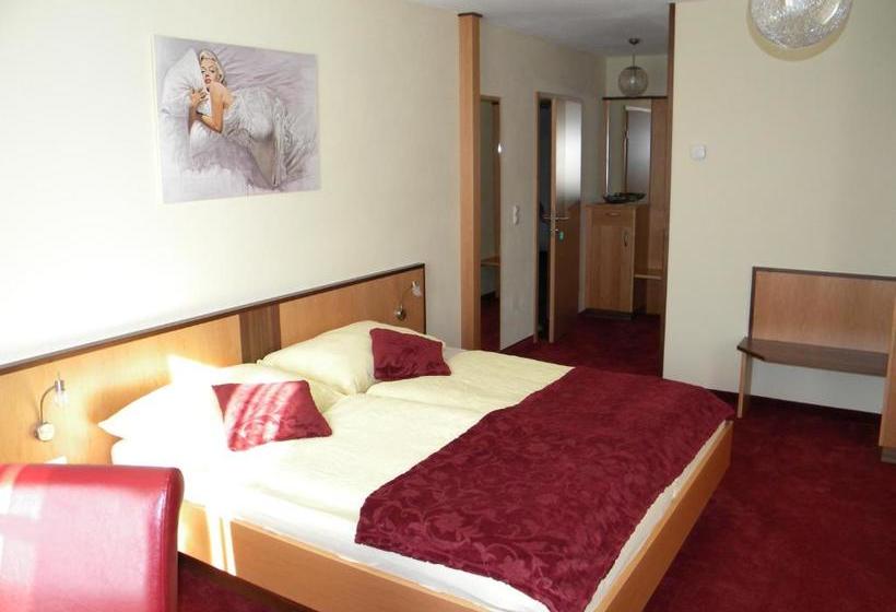 مبيت وإفطار Frühstückspension Krump