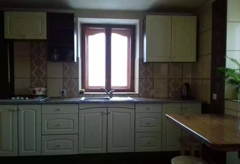 پانسیون Guest House Grunyk
