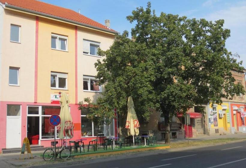 پانسیون Rooms Villa Luigi