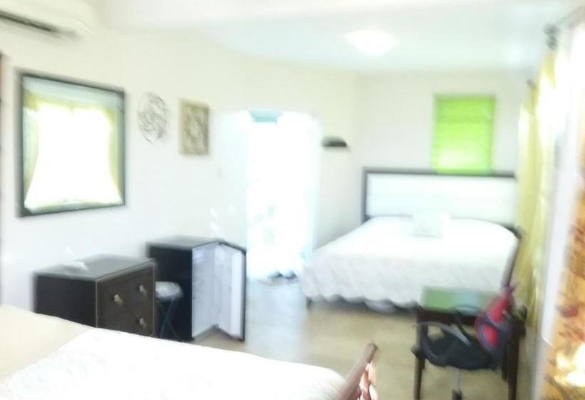 پانسیون Villa Marsana