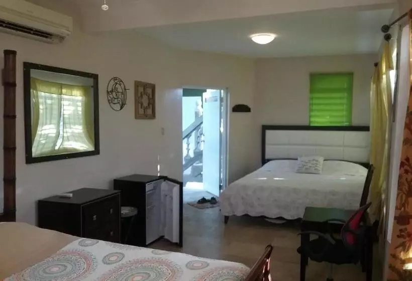 پانسیون Villa Marsana