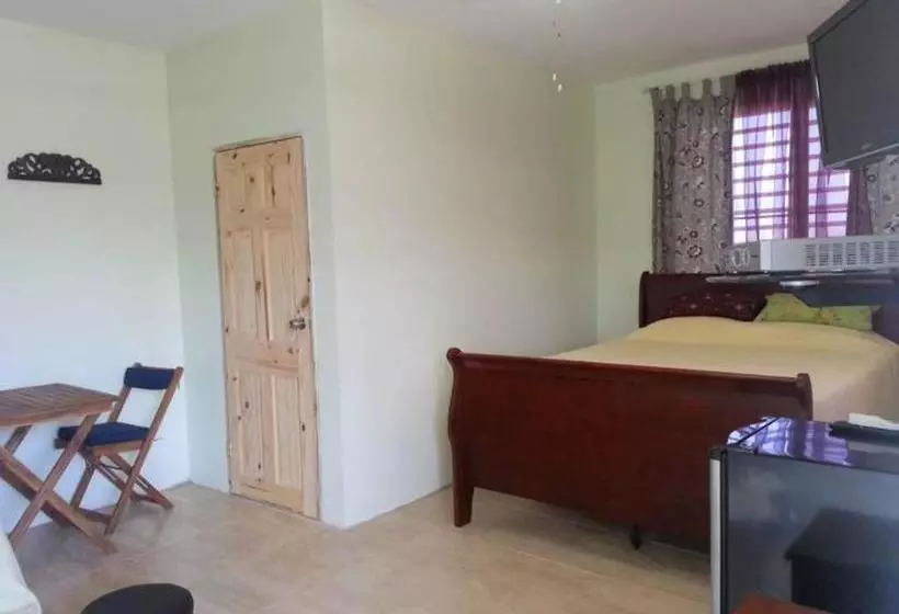 پانسیون Villa Marsana