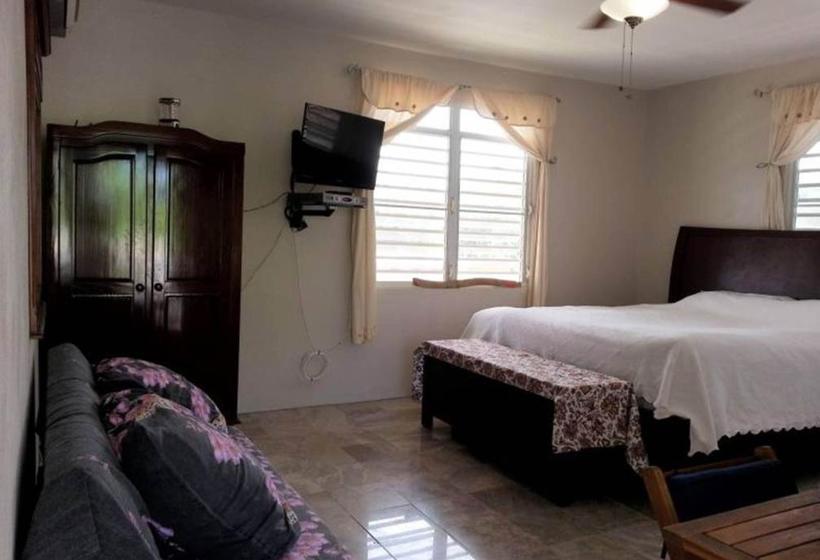 پانسیون Villa Marsana