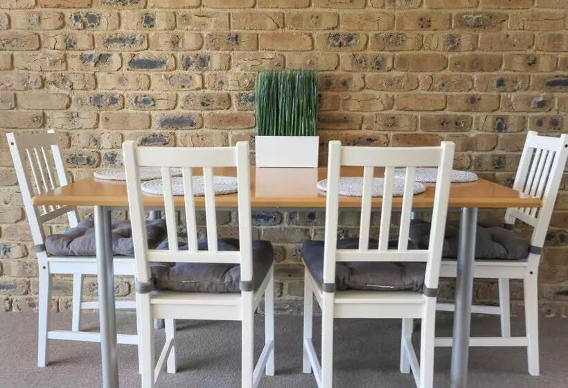 Lakeside Holiday Apartments Merimbula