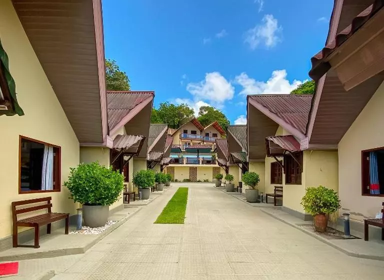 Majatalo Aruanã Chalés