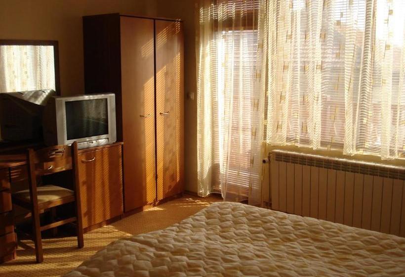 פנסיון Guesthouse Kiritsovi