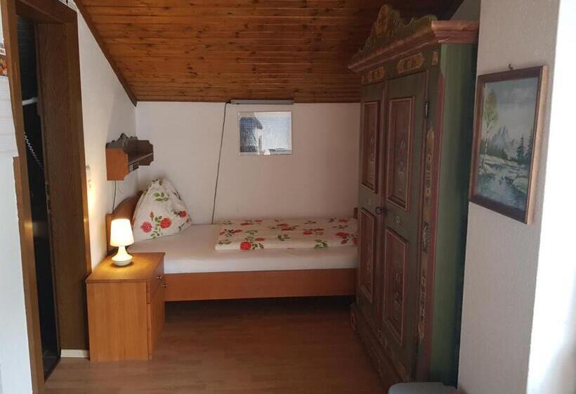 بنسيون Hiasl Stubn