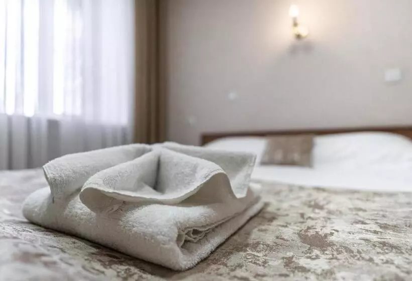 پانسیون Madanur