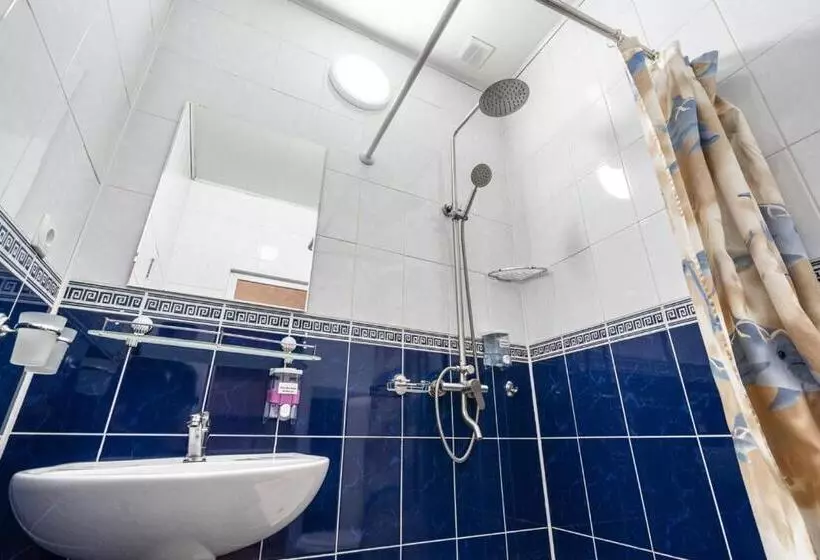 پانسیون Madanur