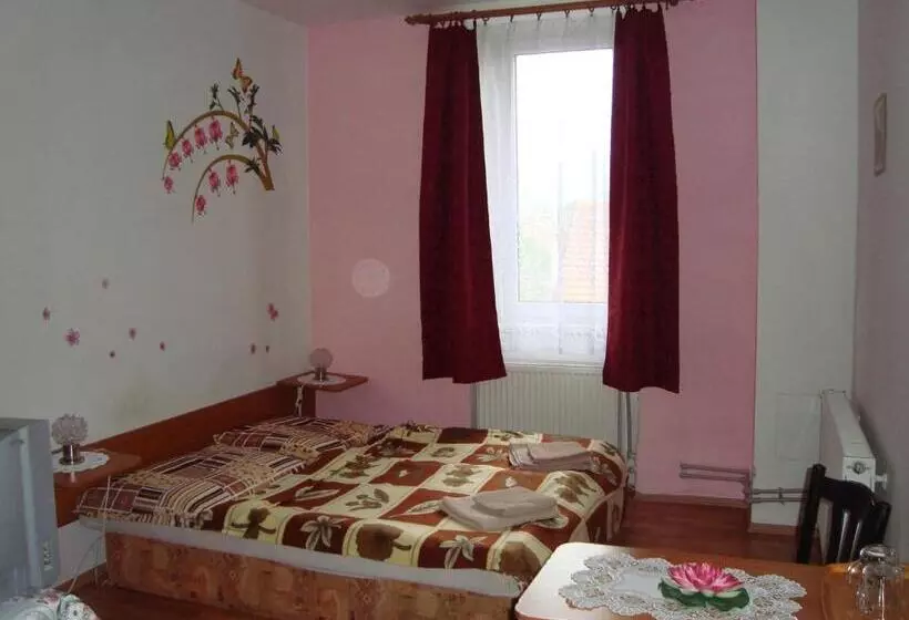 ペンション Penzion Adria