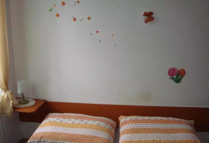 ペンション Penzion Adria