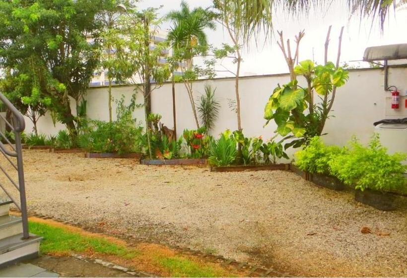 پانسیون Pousada Manobra