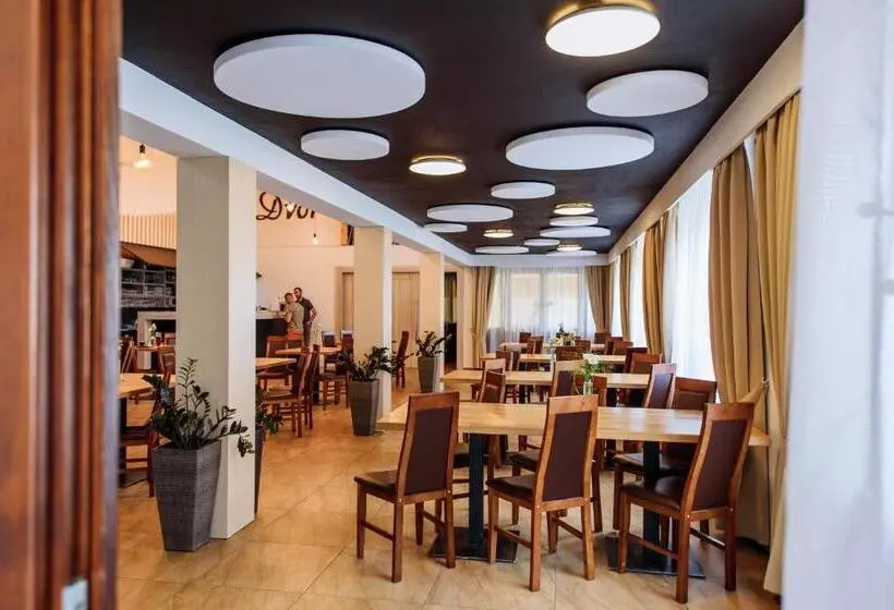 پانسیون Turciansky Dvor   Apartmany Turiec