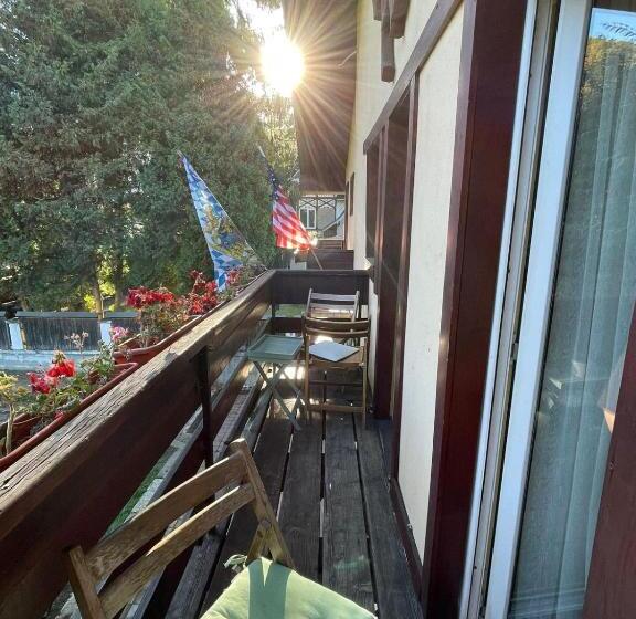 بنسيون Vila Foisor