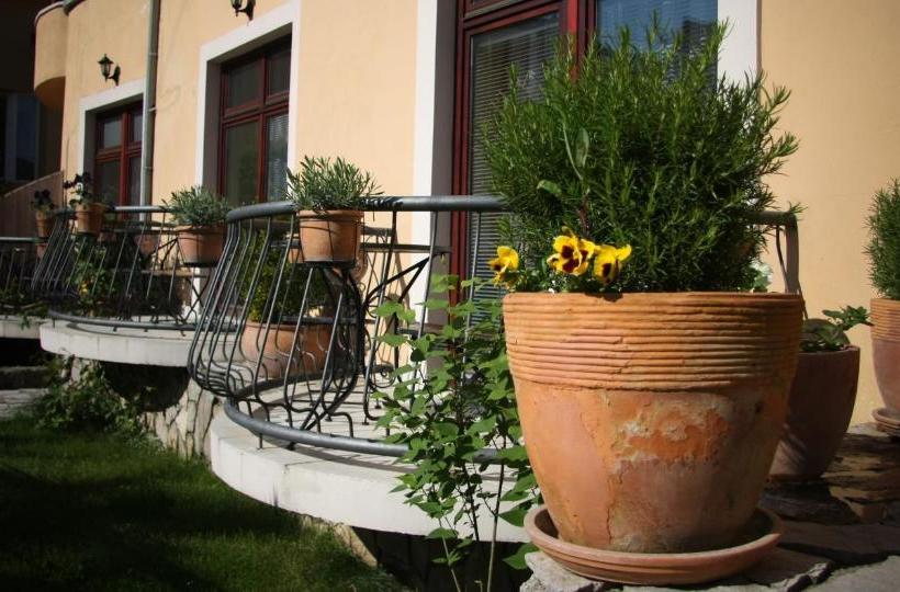 پانسیون Villa Botticelli