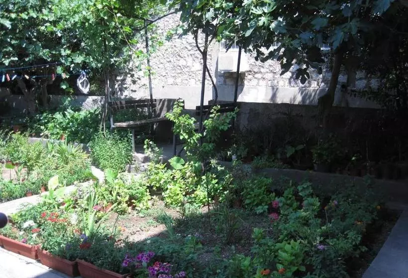 پانسیون Villa Botticelli