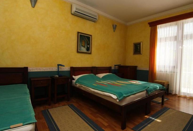 پانسیون Villa Botticelli