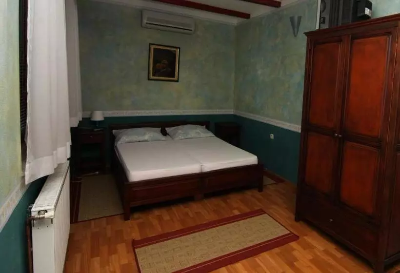 پانسیون Villa Botticelli